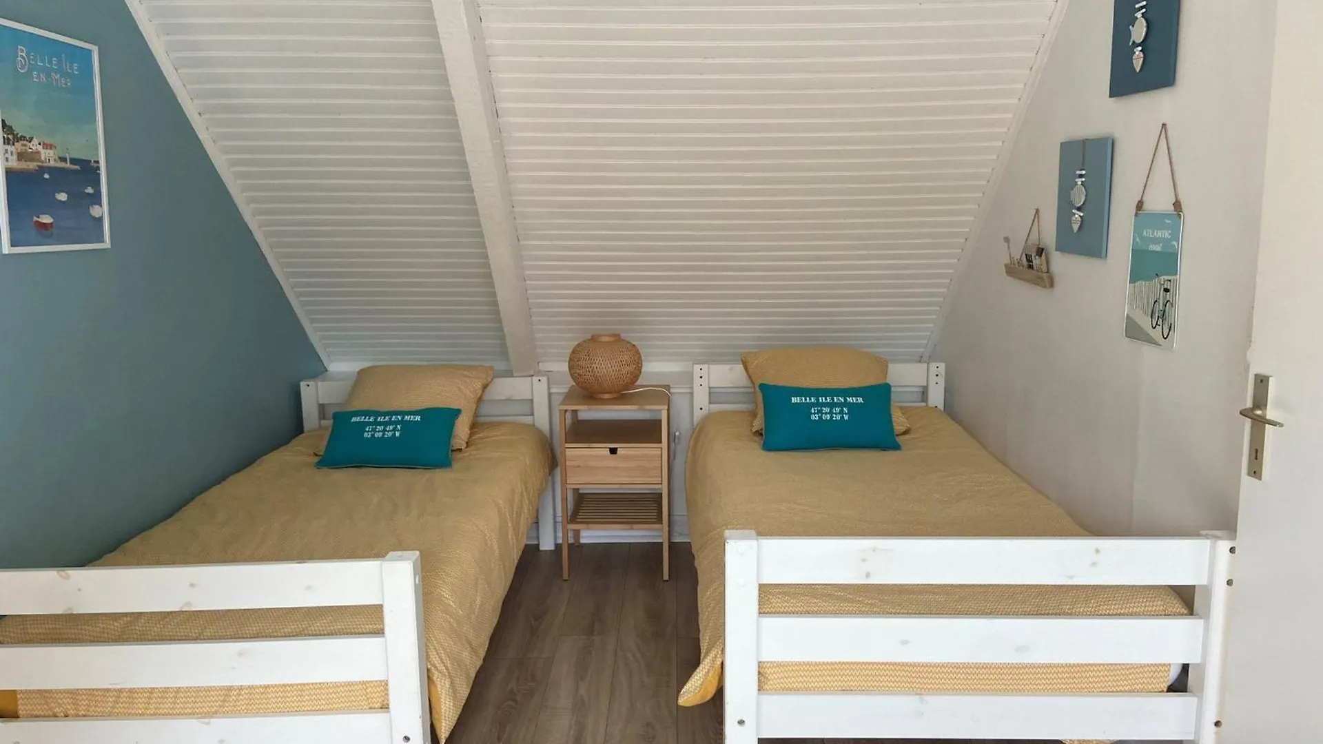 Charmante Maison Mitoyenne Proche Centre Et Plage - Fr-1-418-259 Locmaria